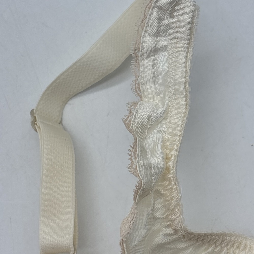 vintage Vanity Fair underwire bra 46D satin and lace sheer ivory 75-165 - Picture 8 of 9